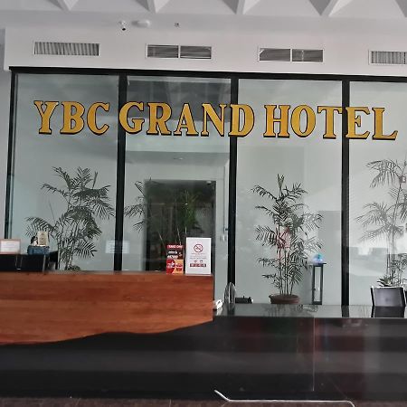 Ybc Grand Hotel Olongapo Exterior foto